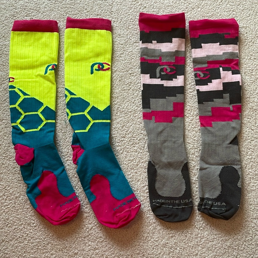Women’s Pro Compression Socks, Size Small/Medium